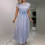 Încarcă imaginea în vizualizatorul Galerie, Rochie slim fit din tifon plisat
