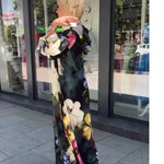 Încarcă imaginea în vizualizatorul Galerie, Rochie de dama cu model larg
