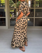 Încarcă imaginea în vizualizatorul Galerie, Rochie din matase cu imprimeu leopard
