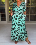 Încarcă imaginea în vizualizatorul Galerie, Rochie din matase cu imprimeu leopard
