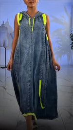 Încarcă imaginea în vizualizatorul Galerie, Ladies' Round Neck with Hat Splicing Casual and Loose Fit Dress
