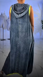 Încarcă imaginea în vizualizatorul Galerie, Ladies' Round Neck with Hat Splicing Casual and Loose Fit Dress
