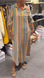 Încarcă imaginea în vizualizatorul Galerie, Rochie de damă cu rever și dungi, lejeră, casual
