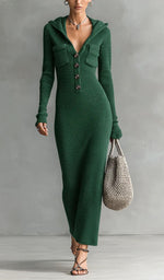 Încarcă imaginea în vizualizatorul Galerie, Rochie elegantă și casual de damă, cu glugă și închidere parțială cu nasturi.
