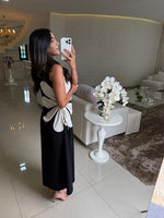 Încarcă imaginea în vizualizatorul Galerie, Rochie florală din bumbac cu șnur
