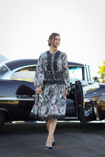 Încarcă imaginea în vizualizatorul Galerie, Rochie florală din dantelă
