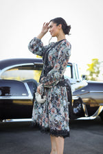 Încarcă imaginea în vizualizatorul Galerie, Rochie florală din dantelă
