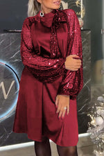 Încarcă imaginea în vizualizatorul Galerie, Rochie de dama patchwork cu paiete
