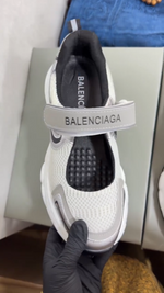 Încarcă imaginea în vizualizatorul Galerie, Pantofi ortopedici Mary Jane pentru femei cu barete reglabile și plasă respirabilă
