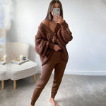 Încarcă imaginea în vizualizatorul Galerie, Costum cardigan răsucit din lână de culoare uni
