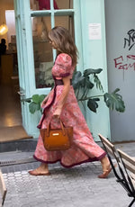 Încarcă imaginea în vizualizatorul Galerie, Rochie maxi elegantă roz cu mâneci scurte
