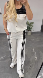 Încarcă imaginea în vizualizatorul Galerie, Set de vară pentru femei, top fără mâneci și pantaloni, cu nasturi
