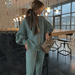 Încarcă imaginea în vizualizatorul Galerie, Costum cardigan răsucit din lână de culoare uni
