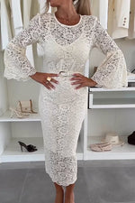 Încarcă imaginea în vizualizatorul Galerie, Rochie mulată cu mâneci în formă de floare și dantelă
