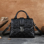 Încarcă imaginea în vizualizatorul Galerie, Geantă crossbody mică pătrată cu lacăt vintage în relief
