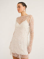 Încarcă imaginea în vizualizatorul Galerie, Crystal-embellished tulle mini dress
