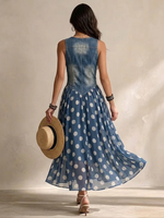 Încarcă imaginea în vizualizatorul Galerie, Rochie cu buline și denim patchwork
