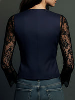 Încarcă imaginea în vizualizatorul Galerie, Top slim fit din dantelă cu straturi false și detalii de vestă
