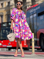 Încarcă imaginea în vizualizatorul Galerie, Fustă-cămașă cu imprimeu floral, cu un singur umăr și două sensuri
