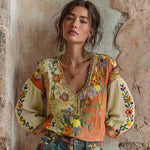 Încarcă imaginea în vizualizatorul Galerie, Top cu decolteu în V și broderie patchwork

