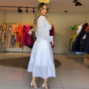 Rochie midi din dantelă cu ghipură