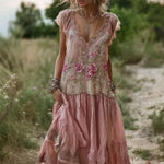 Încarcă imaginea în vizualizatorul Galerie, Rochie maxi vintage din in, dantelă brodată, cu sclipici și trandafiri roz
