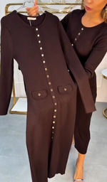 Încarcă imaginea în vizualizatorul Galerie, Rochie slim fit din tricot cu decolteu în V
