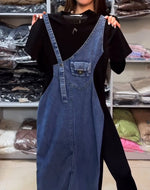 Încarcă imaginea în vizualizatorul Galerie, 💃Fustă din denim pentru femei, cu guler rotund și bretele, din două piese, falsă
