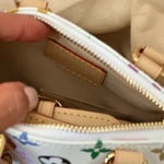 Încarcă imaginea în vizualizatorul Galerie, Geantă crossbody Nano Speedy albă cu inscripții colorate Murakami
