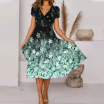 Încarcă imaginea în vizualizatorul Galerie, Rochie midi feminină cu model floral colorat
