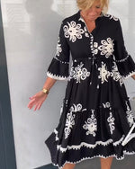 Încarcă imaginea în vizualizatorul Galerie, Rochie cu imprimeu floral si maneci 3/4
